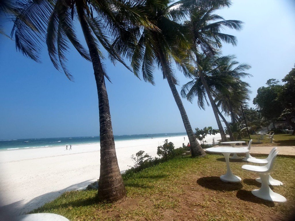 Diani Beach white sand and turquoise water